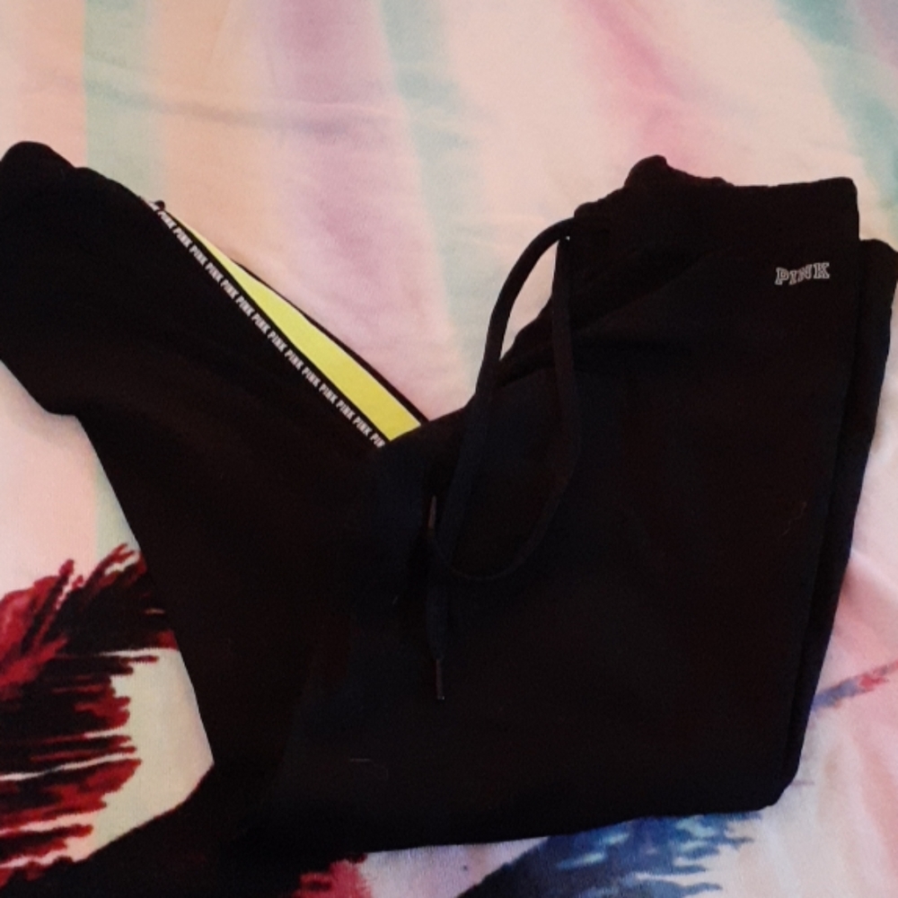 Pink ultimate leggings